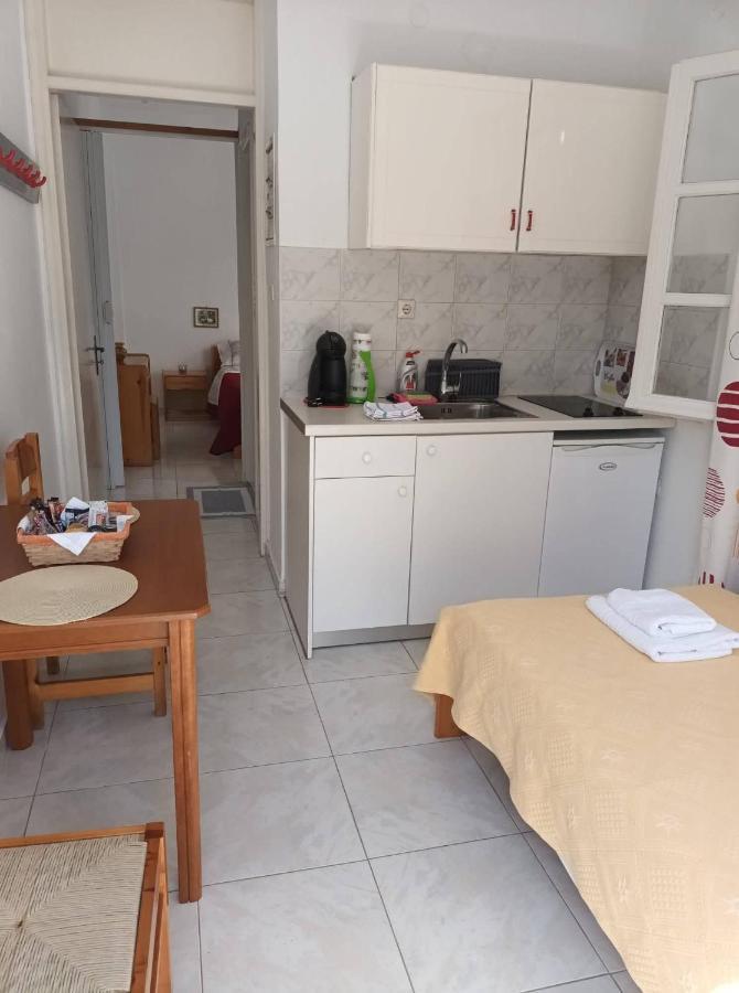 Dioni Lux Inn 2 Pachaina Exteriér fotografie